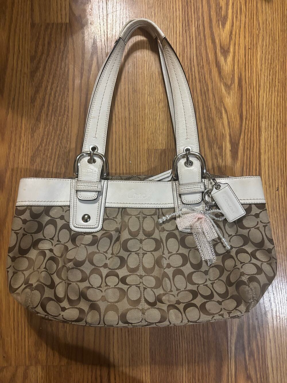 Vintage Y2K Coach SoHo Tote Jaquard Fall Preppy White Buckle Canvas Bag/ Purse